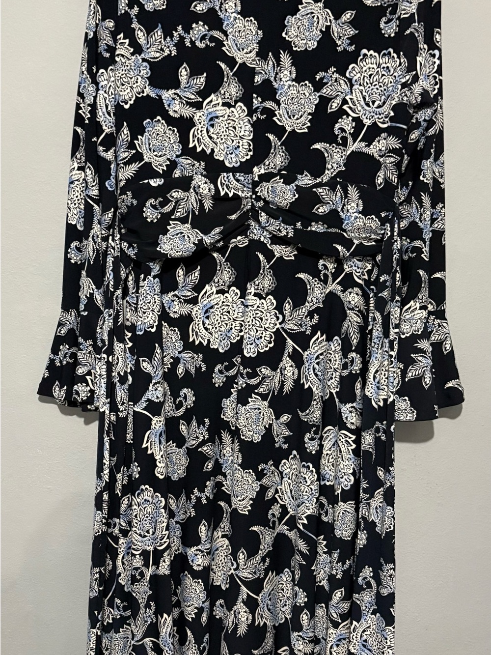 Marc New York Navy and White Floral Long Sleeve Midi Dress - Picture 3 of 7